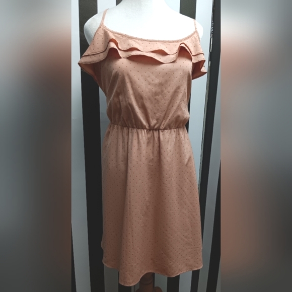 Lauren Conrad dress - Picture 13 of 14